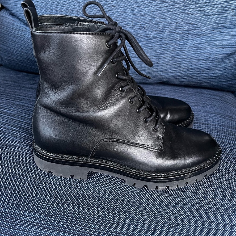 VINCE WOMENS BLACK LEATHER BOOTS  WITH ZIPPER SIZE 7.5 - Picture 3 of 16
